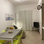 Piano1 Interno5 - Accogliente E Moderno Bilocale Vicino Al Centro 公寓 萨莱诺